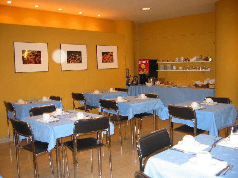 Hotel Photo Zabalburu Bilbao Restoran gambar